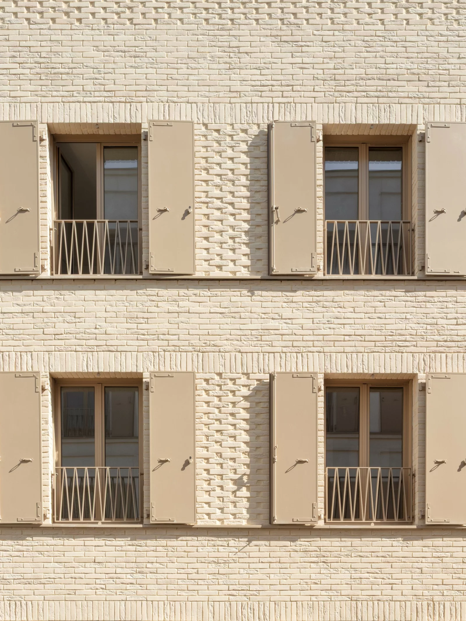 100 logements et commerces, Courcouronnes
