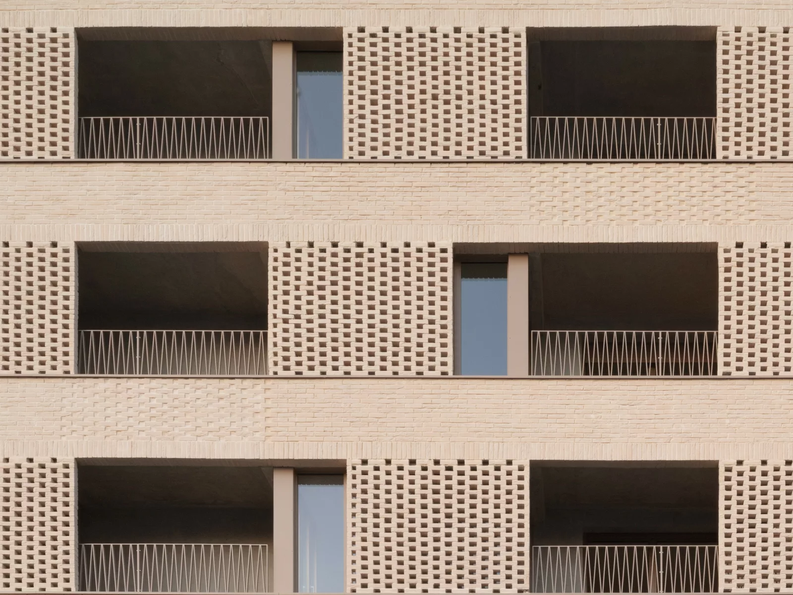 99 logements et commerces, Courcouronnes